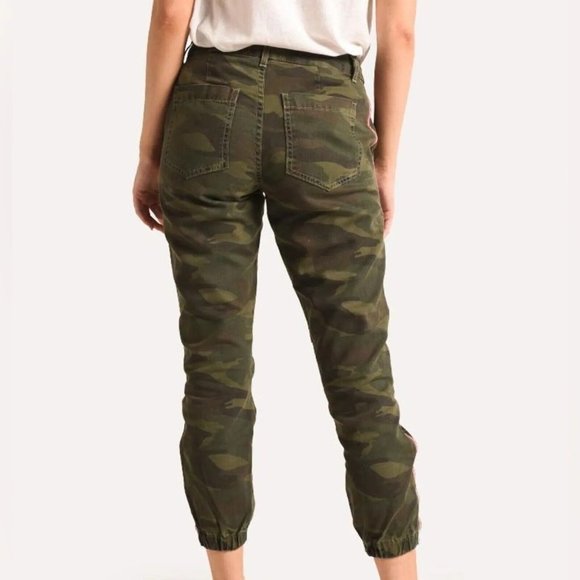 Sundry Jogger Pants Womens 25 Green Camo Cotton Twill Side Stripe Ankle Zip NWT - Picture 4 of 16